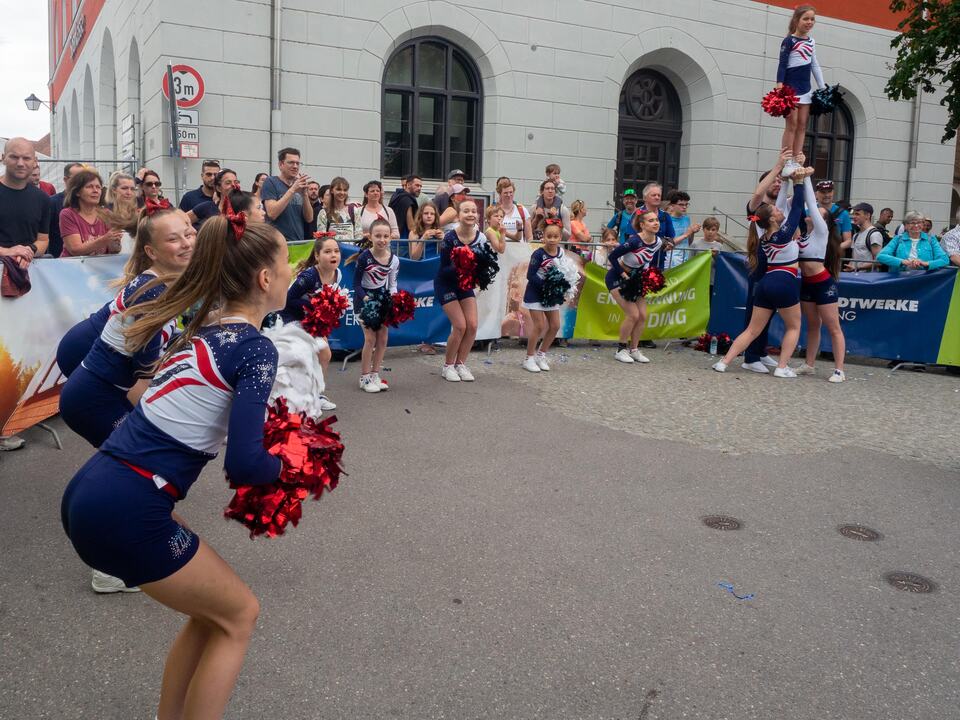 Cheerleading Marathon Erding Anfeuern Kehre Pyramide